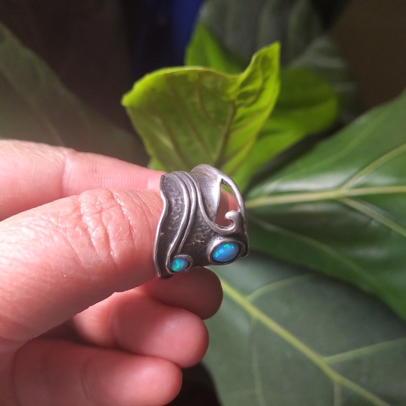 Sterling silver opal ring sz.8 - Picture 5 of 7